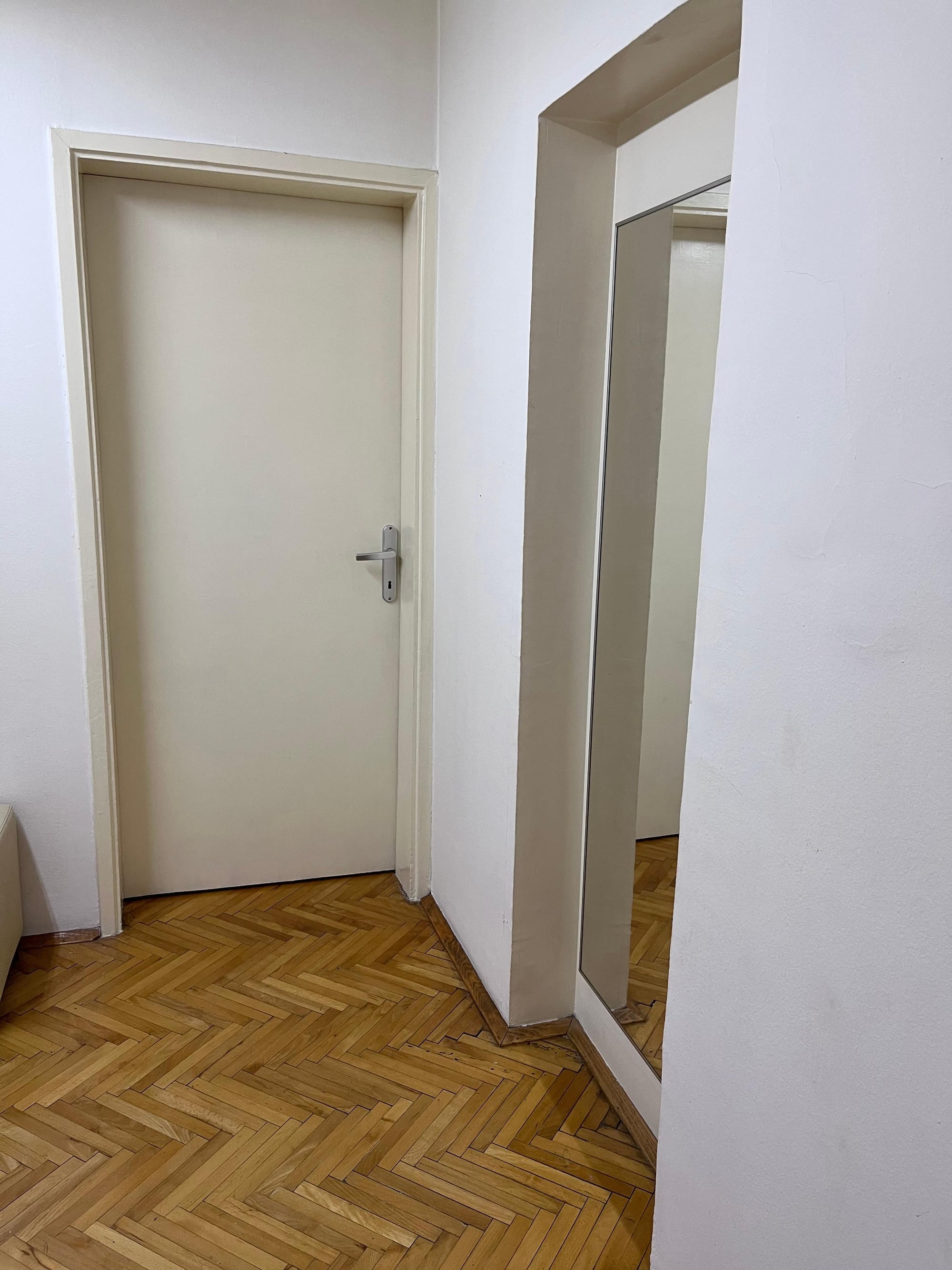 Стан 2 спални, тераса, Маџари 50м²