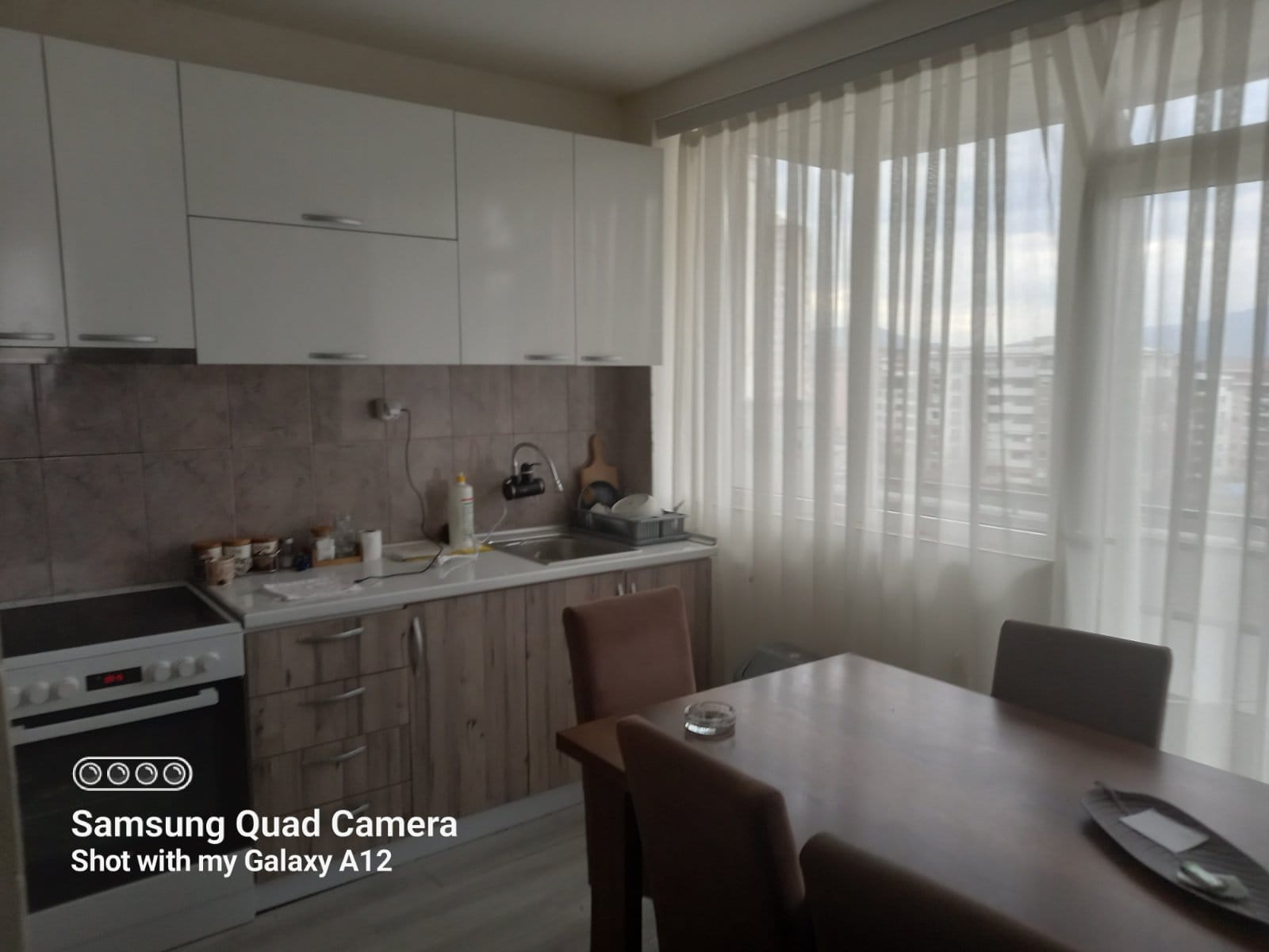 Стан 88м² со 3 спални во Тафталиџе 2, 6 кат со лифт